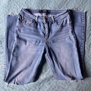 Hollister soft stretch mid-rise skinny jeans